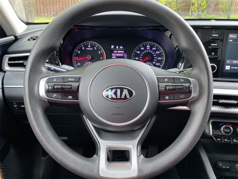 Used 2021 Kia K5 LXS image 16