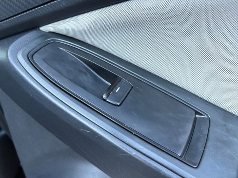 Used 2019 Subaru Crosstrek 2.0i Premium image 34