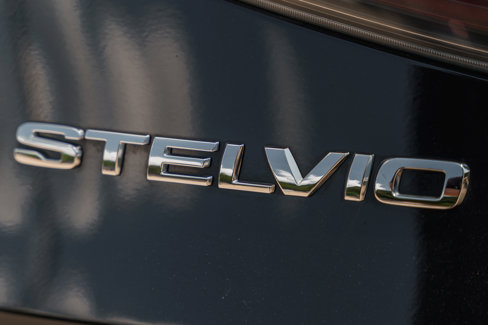 Used 2024 Alfa Romeo Stelvio Veloce image 29