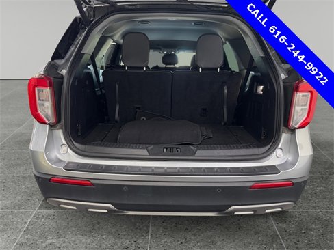 Used 2023 Ford Explorer XLT w/ Equipment Group 202A image 20