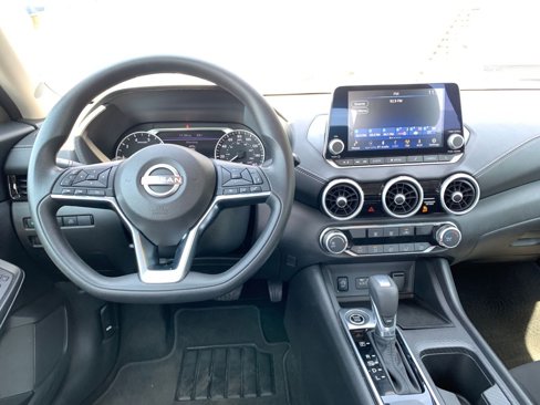 Used 2024 Nissan Sentra SV image 31
