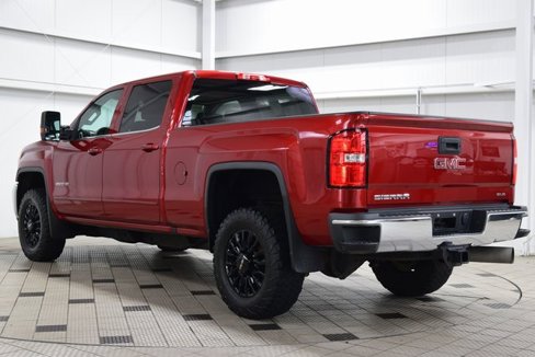 Used 2018 GMC Sierra 2500 SLE w/ SLE Preferred Package image 5
