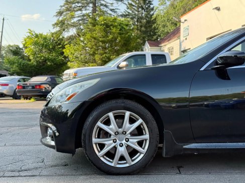 Used 2011 INFINITI G37 x Sedan w/ Premium Pkg image 25