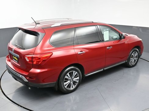Used 2018 Nissan Pathfinder S image 47