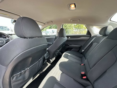 Used 2022 Kia K5 LXS image 18