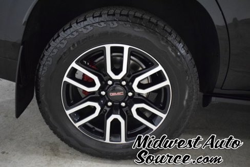 Used 2022 GMC Yukon AT4 w/ Max Trailering Package image 9