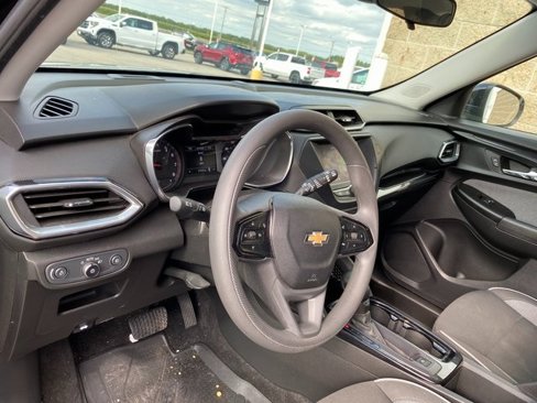 Used 2023 Chevrolet TrailBlazer LT image 13