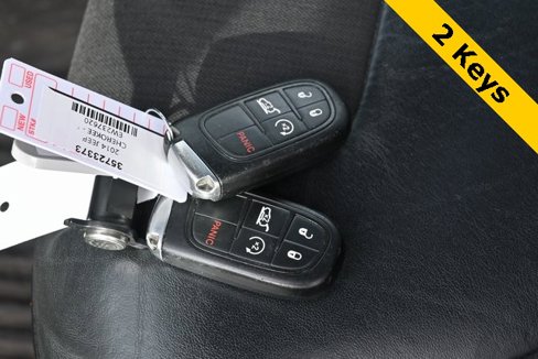 Used 2014 Jeep Cherokee Trailhawk w/ Technology Group image 16