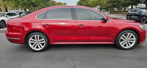 Used 2018 Volkswagen Passat 2.0T SE image 4