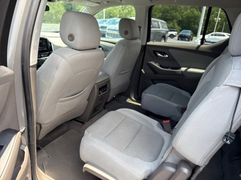 Used 2019 Chevrolet Traverse LT image 17