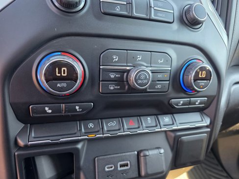 Used 2019 Chevrolet Silverado 1500 LT w/ All-Star Edition image 16