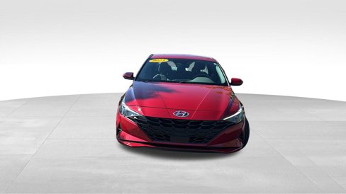 Used 2023 Hyundai Elantra SEL w/ Convenience Package image 2
