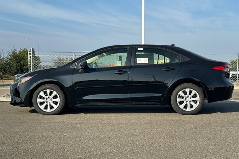 New 2026 Toyota Corolla LE image 7