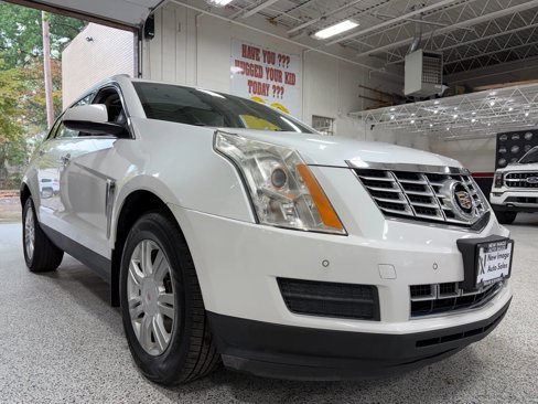 Used 2015 Cadillac SRX Luxury w/ Driver Awareness Package image 1