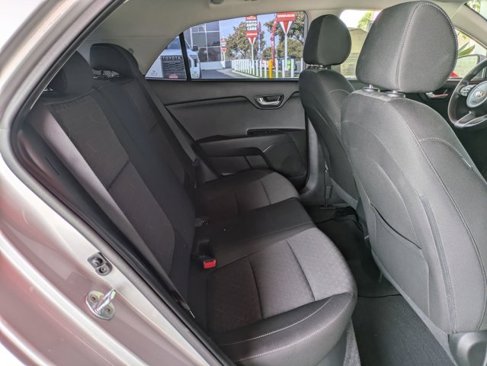Used 2020 Kia Rio S image 7