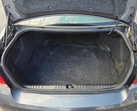 Used 2011 Chevrolet Impala LS image 5