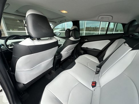 Used 2018 Toyota Prius Four image 34