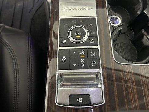 Used 2015 Land Rover Range Rover Supercharged image 21
