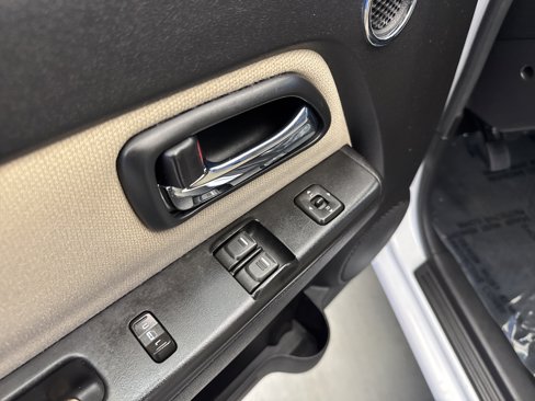 Used 2010 Chevrolet Colorado LT w/ Power Convenience Package image 11