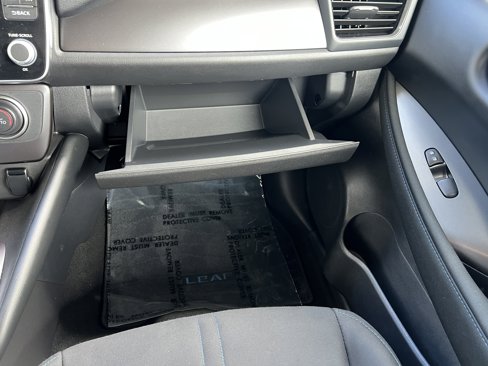 Used 2023 Nissan Leaf S image 34