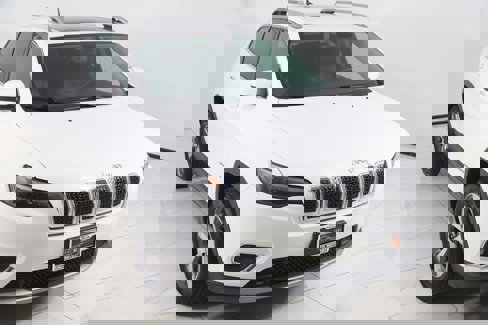 Used 2019 Jeep Cherokee Limited image 35