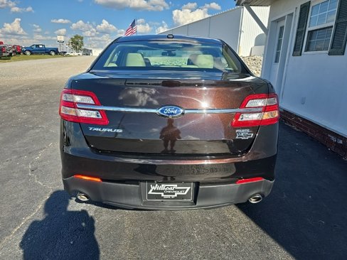 Used 2013 Ford Taurus SEL image 7