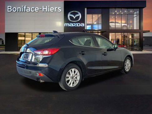 Used 2015 MAZDA MAZDA3 i Touring w/ Technology Package image 29
