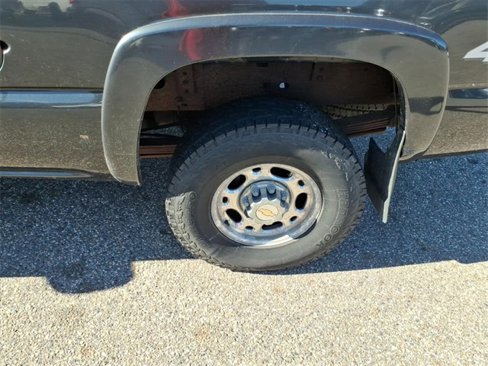 Used 2003 Chevrolet Silverado 2500 LT image 21