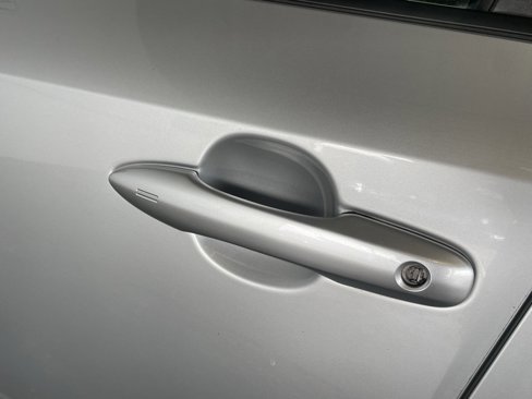 Used 2021 Toyota Corolla LE image 26