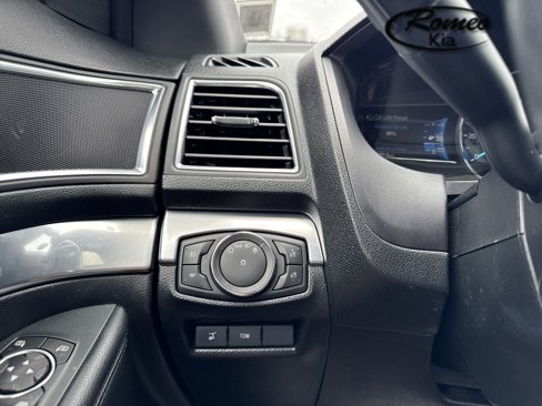 Used 2018 Ford Explorer Sport w/ Equipment Group 401A image 25