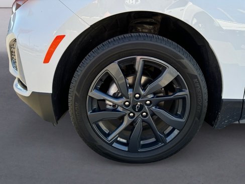 Used 2024 Chevrolet Equinox RS w/ RS Leather Package image 9