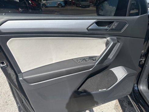 Certified 2023 Volkswagen Tiguan S image 11