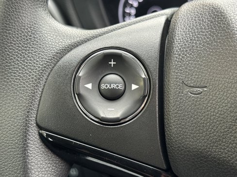 Used 2019 Honda HR-V LX image 15