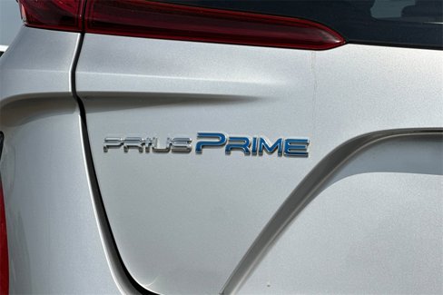 Certified 2021 Toyota Prius Prime LE image 28