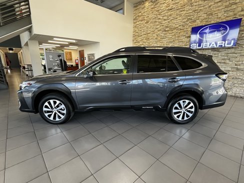 Certified 2025 Subaru Outback Premium image 6
