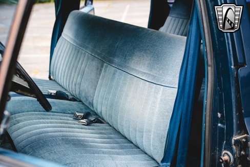 Used 1985 Chevrolet Suburban 2WD image 25