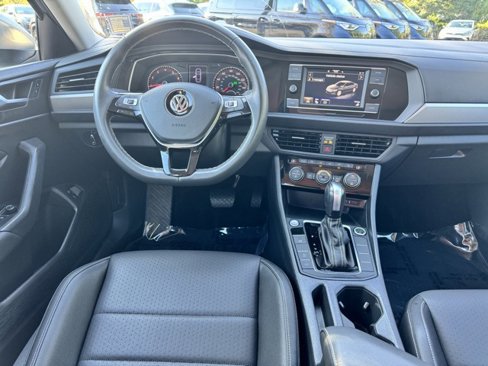 Certified 2021 Volkswagen Jetta SE w/ SE Cold Weather Package image 14