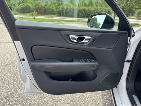 Certified 2024 Volvo S60 B5 Core image 14