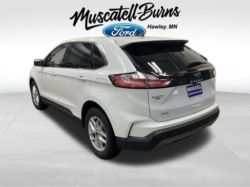 Used 2023 Ford Edge SEL w/ Convenience Package image 3