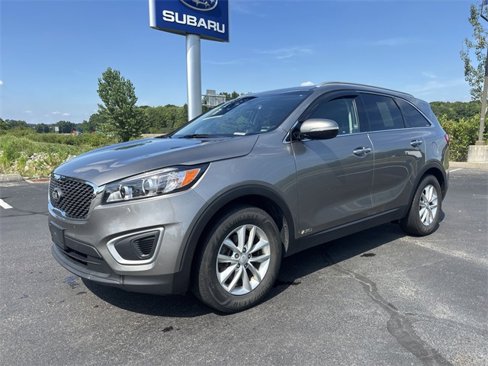Used 2018 Kia Sorento LX image 6