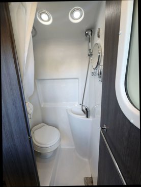 Used 2022 Mercedes-Benz Sprinter 2500 image 14