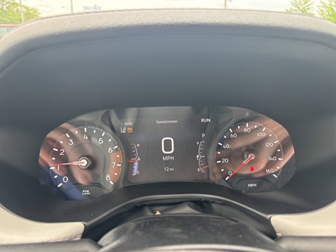 New 2025 Jeep Compass Limited image 10