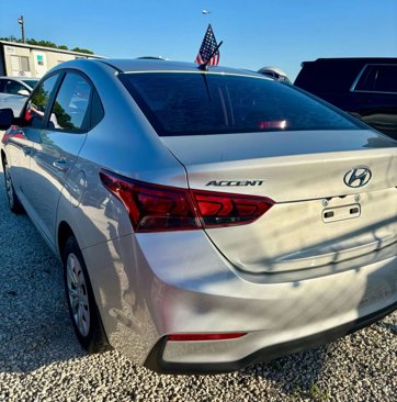 Used 2021 Hyundai Accent SE image 4