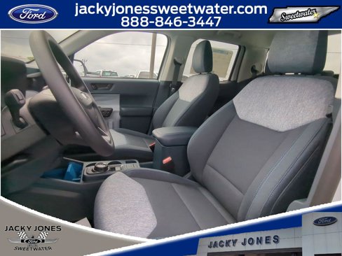 New 2025 Ford Maverick XLT image 11