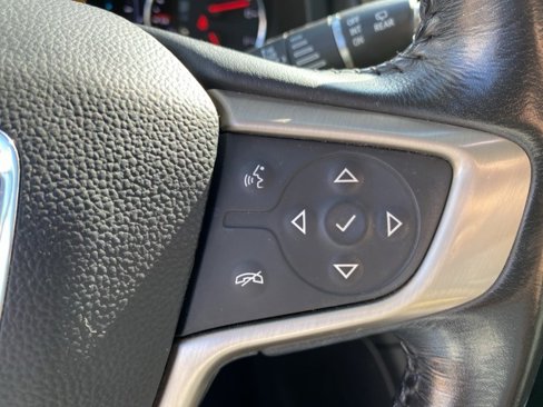 Used 2019 GMC Acadia Denali image 21