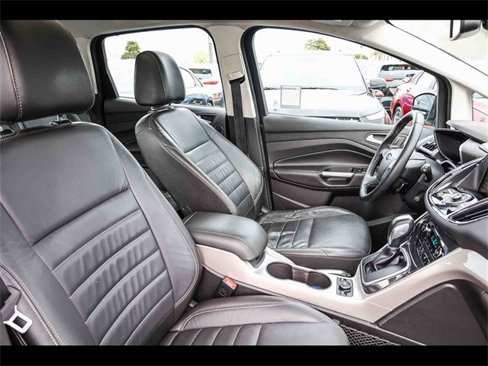 Used 2015 Ford C-MAX Energi SEL w/ Equipment Group 302A image 17