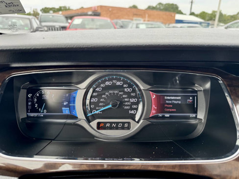 Used 2013 Ford Taurus Limited image 27