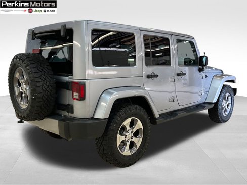 Used 2018 Jeep Wrangler Unlimited Sahara image 6