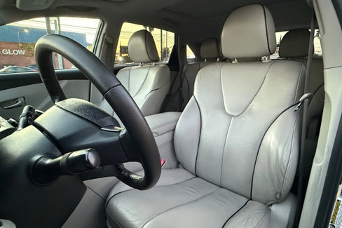 Used 2012 Toyota Venza LE image 10