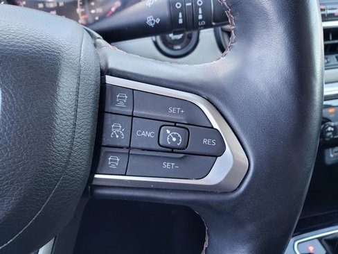 Certified 2022 Jeep Compass Limited image 17